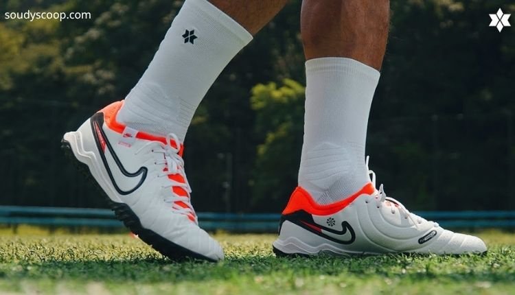 Best Turf Soccer Shoes 2025: Top 5 TF Boots for Comfort, Control, and Durability 3 Nike Tiempo Legend 10 Pro TF