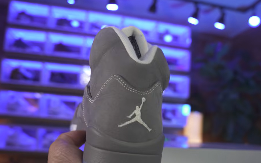 Air Jordan 5 Wolf Grey 2026: Release Date, Price, Design Details & Market Analysis 3 When does the Air Jordan 5 Wolf Grey 2026 release
