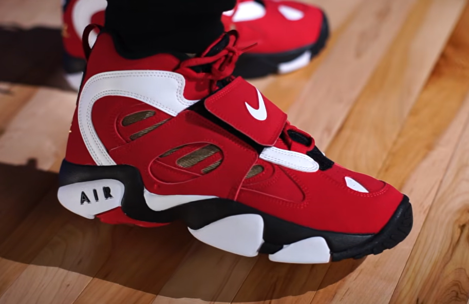 Nike Air Diamond Turf 2 Review: The Legendary Deion Sanders Sneaker Returns 4 Nike Air Diamond Turf 2 Review