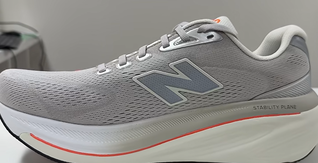 Best Travel Shoes for Every Type of Trip 3 New Balance 860